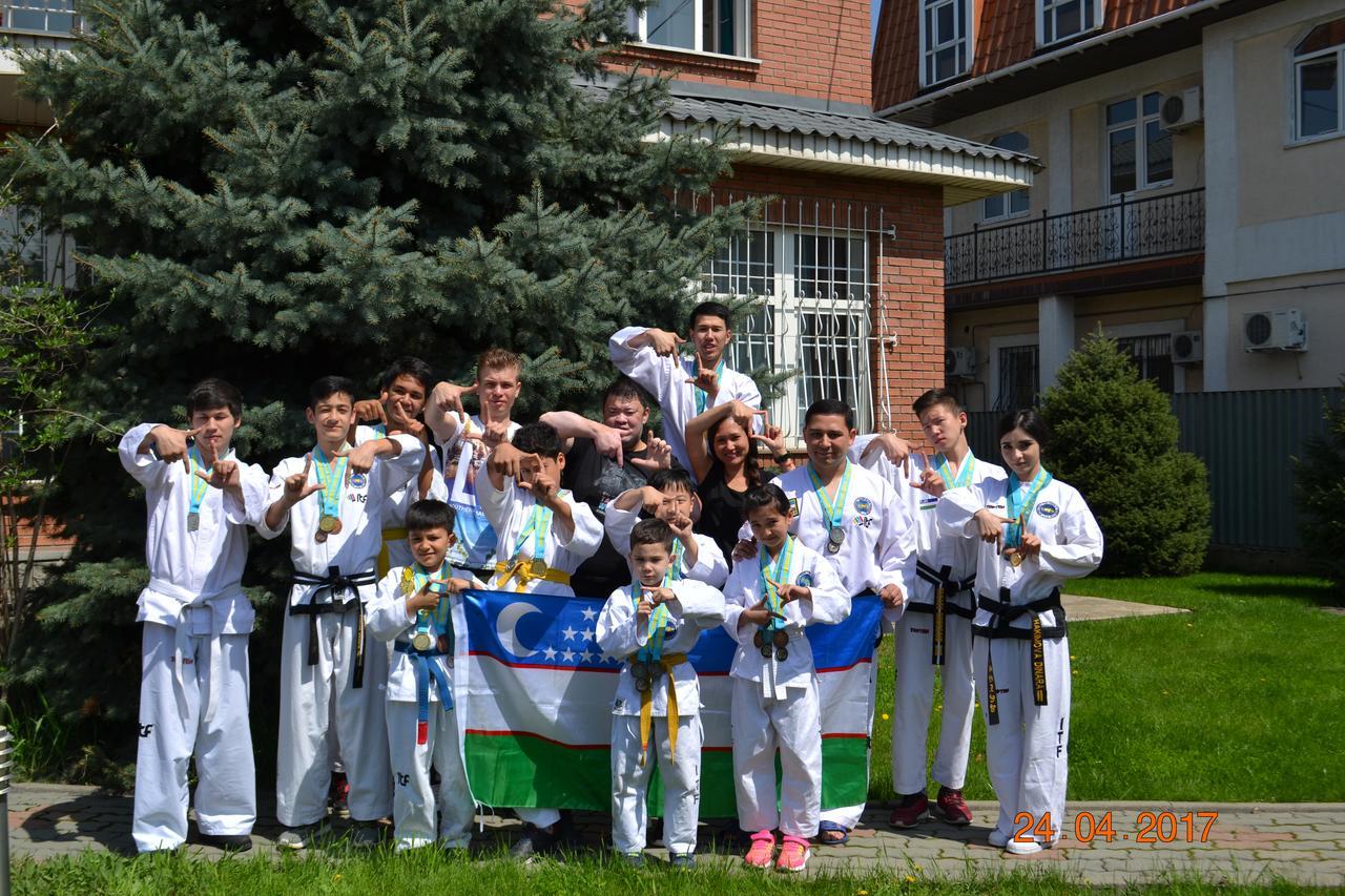 Hostel Interhouse Almaty Exteriér fotografie